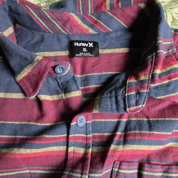 New Hurley Mens Striped Blue and Red Men's Shirt Size XL - Picture 4 of 4